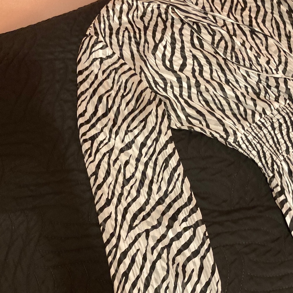 Maje Ribou Zebra-Print Ruffle Midi Dress - Picture 6 of 9